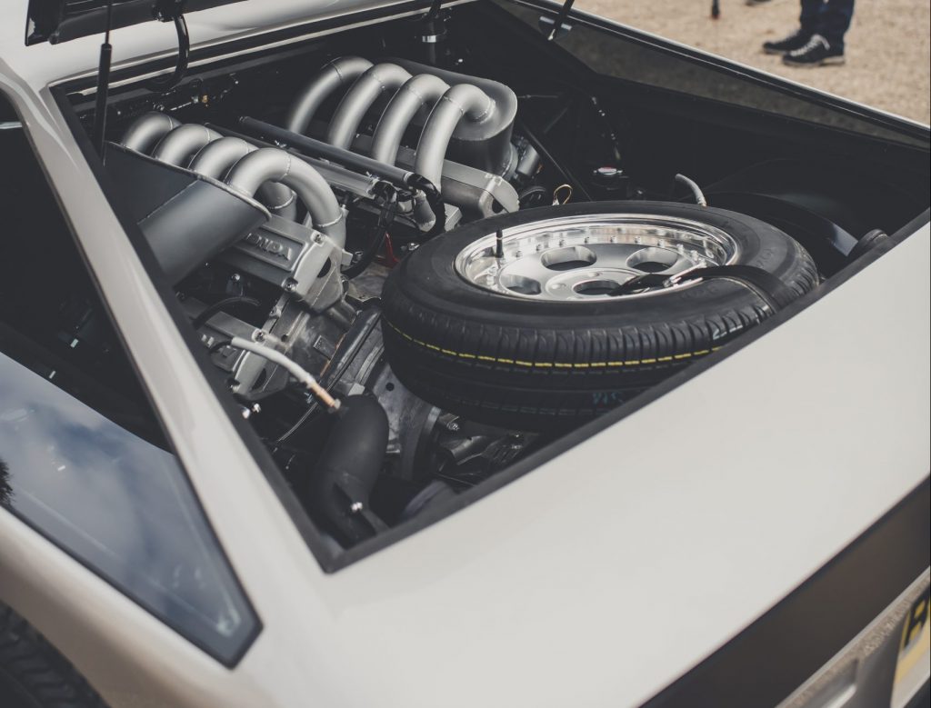 Aston Martin Bulldog V8 twin turbo engine