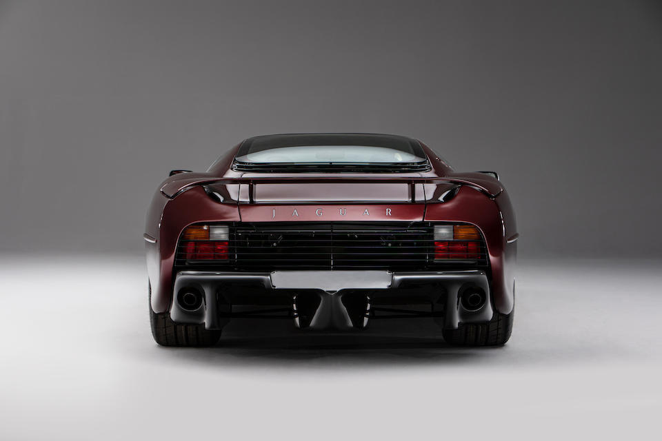 Jaguar XJ220 rear