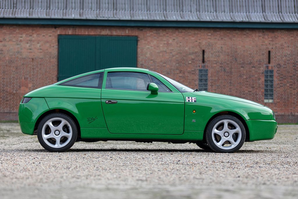 Lancia Hyena Zagato profile view