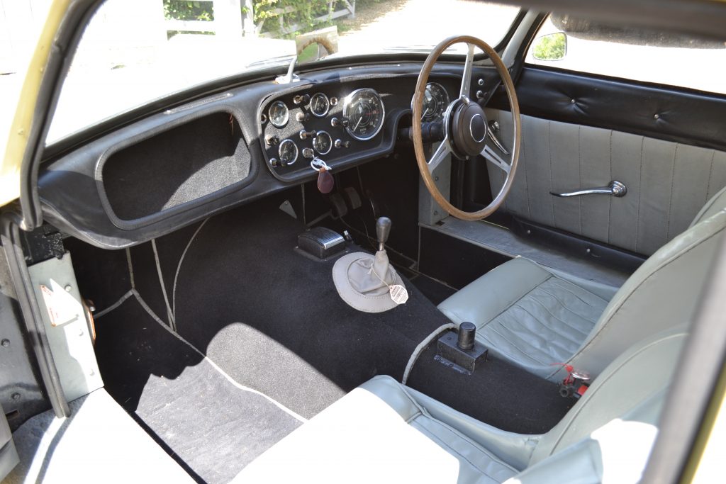 1959 Peerless GT II dashboard