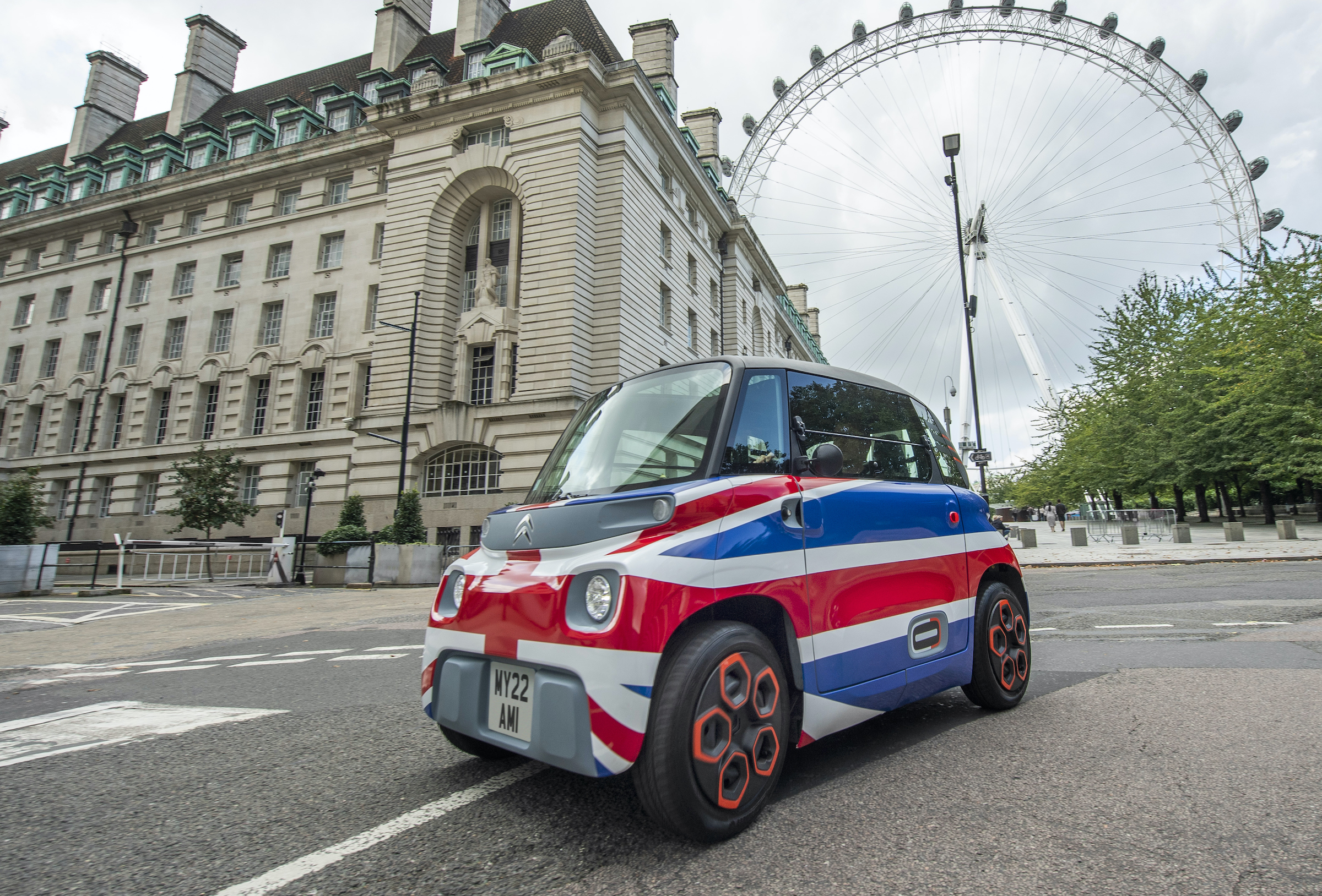 Ami, to you: French micro-EV coming to the UK in 2022