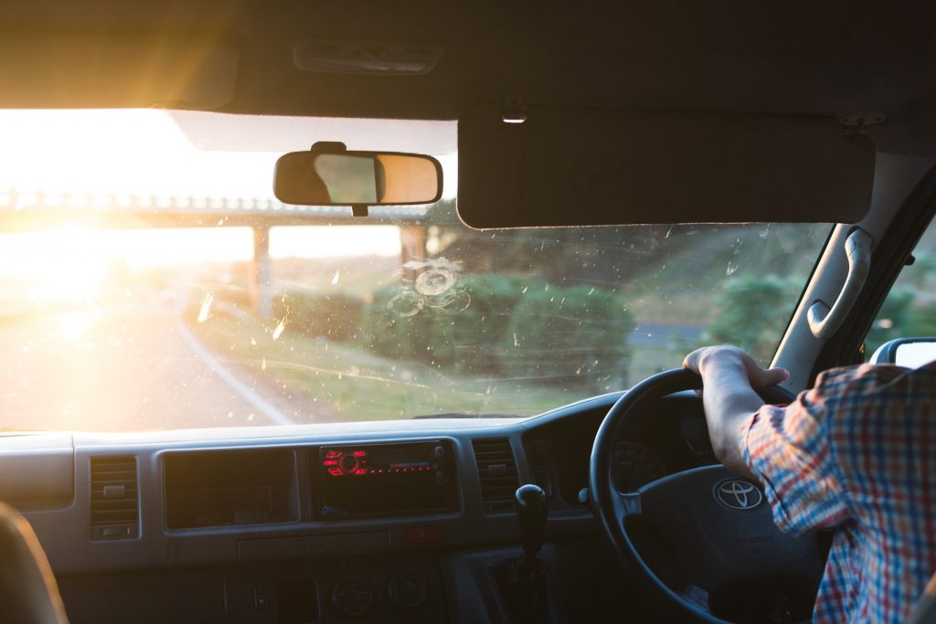 Best way to clean car glass