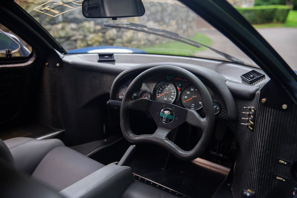 Jaguar XJR-15 interior