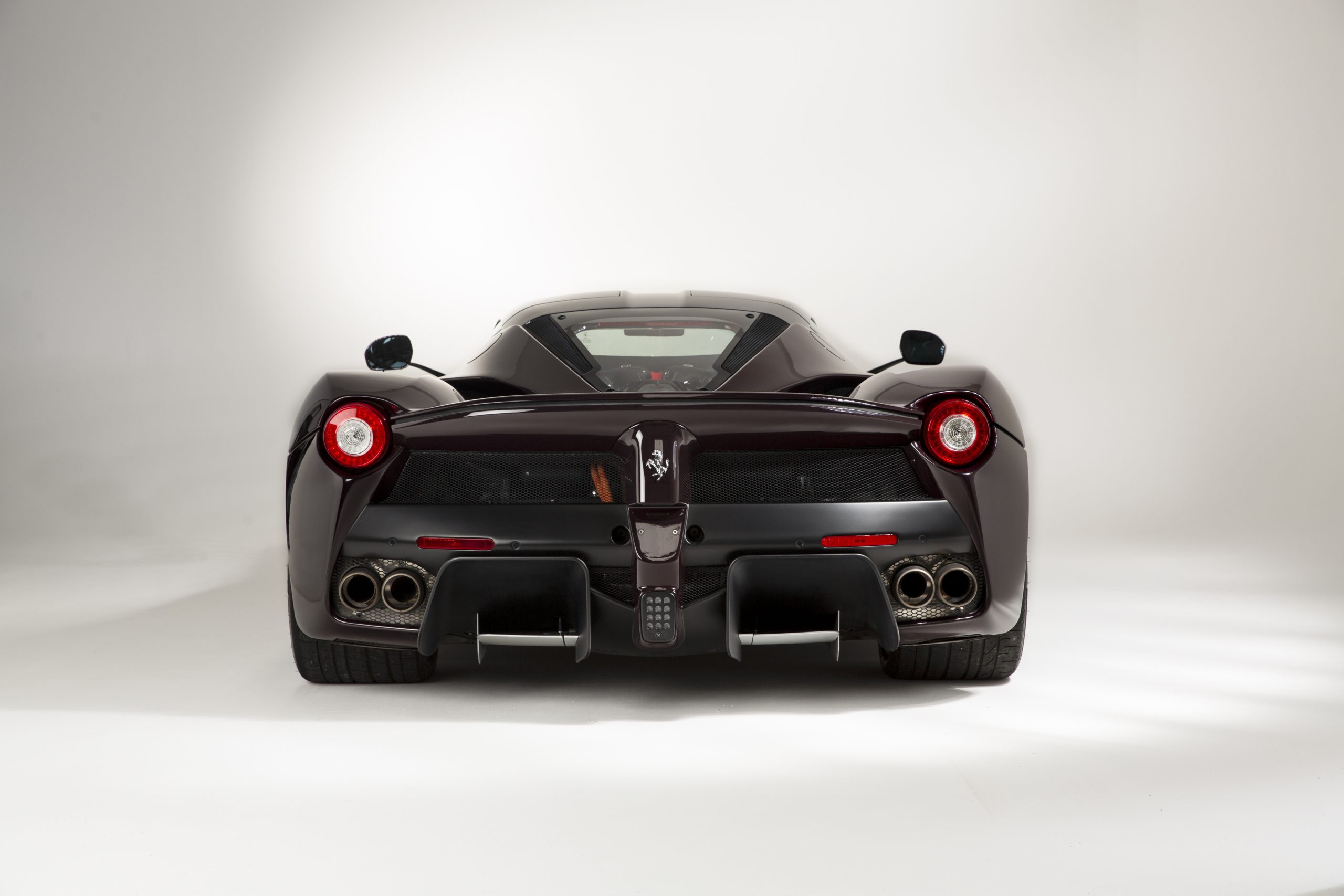 LaFerrari rear view with venturi