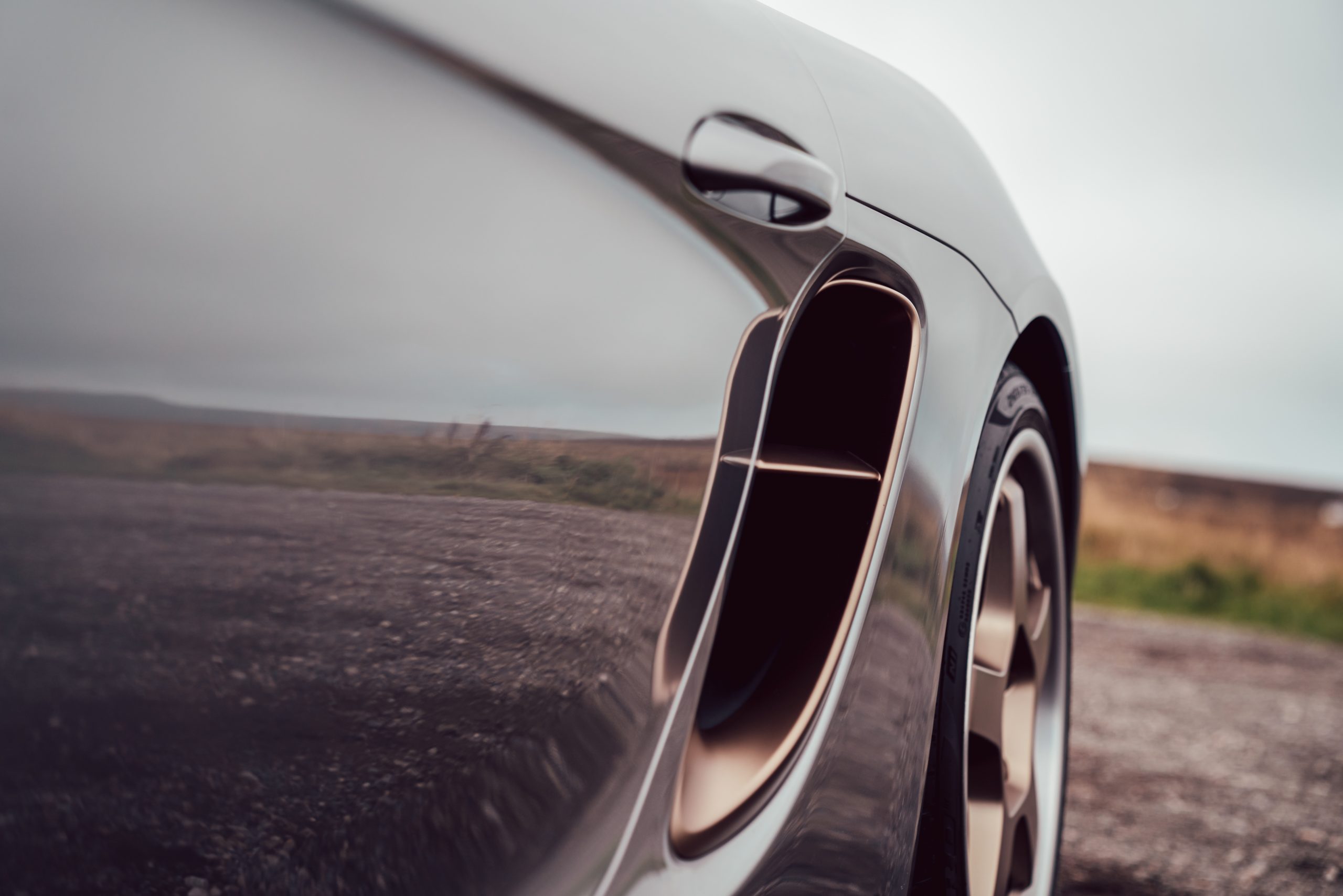 Porsche Boxster 25 engine air intake