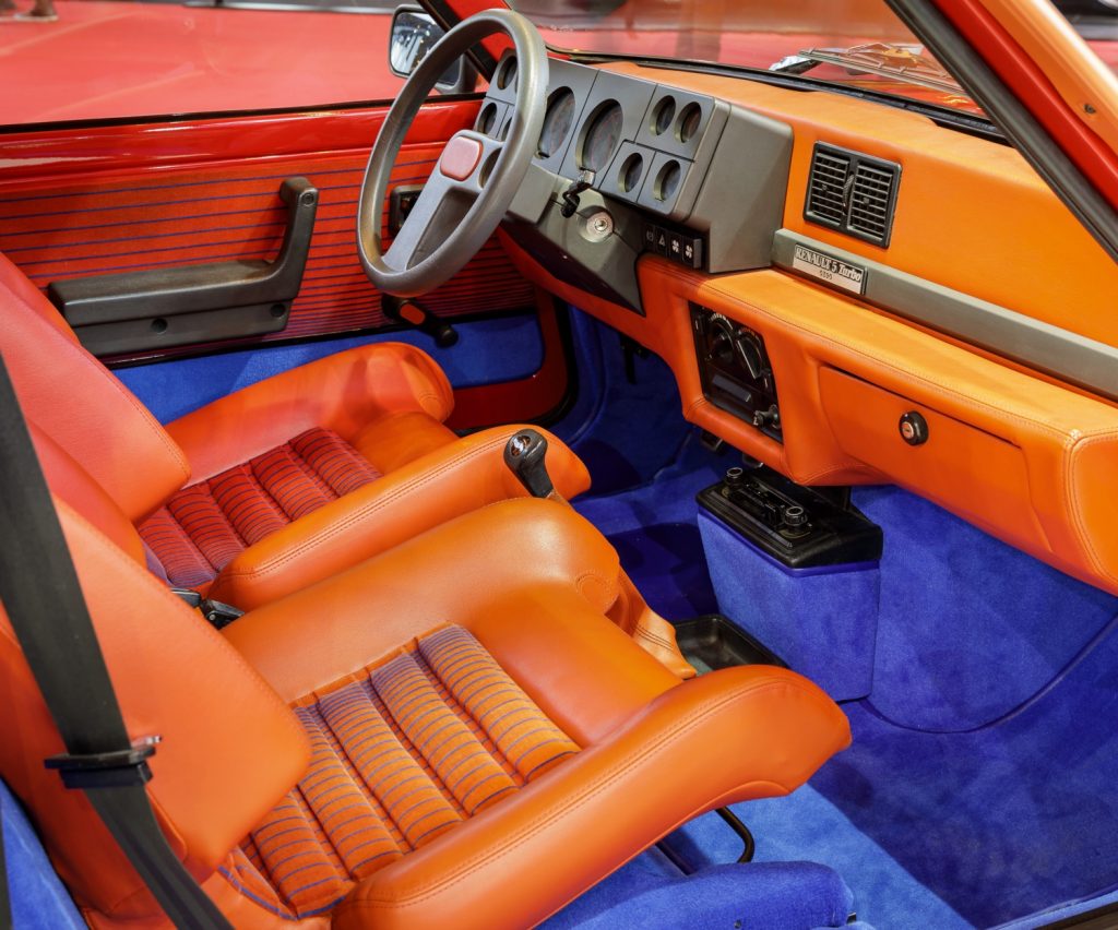 1980 Renault 5 Turbo interior