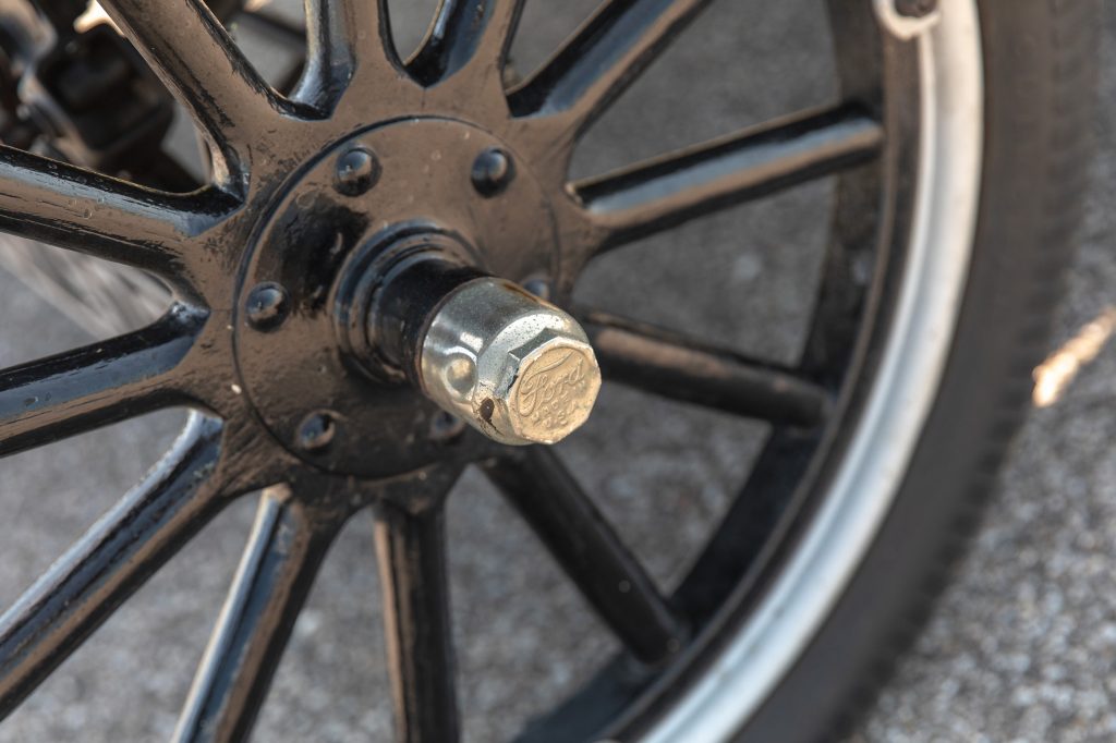 Ford model T wooden wheel