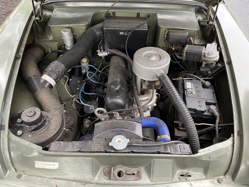 1966 Singer Gazelle engine