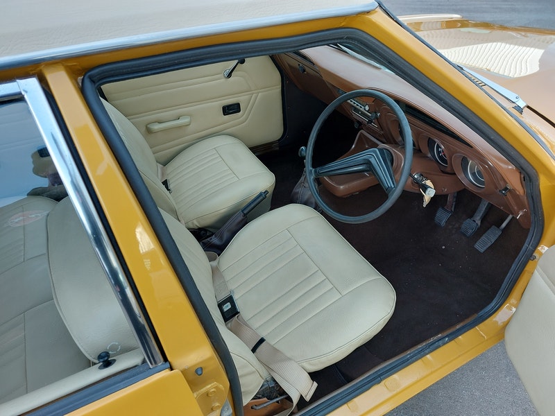 1972 Ford Cortina interior