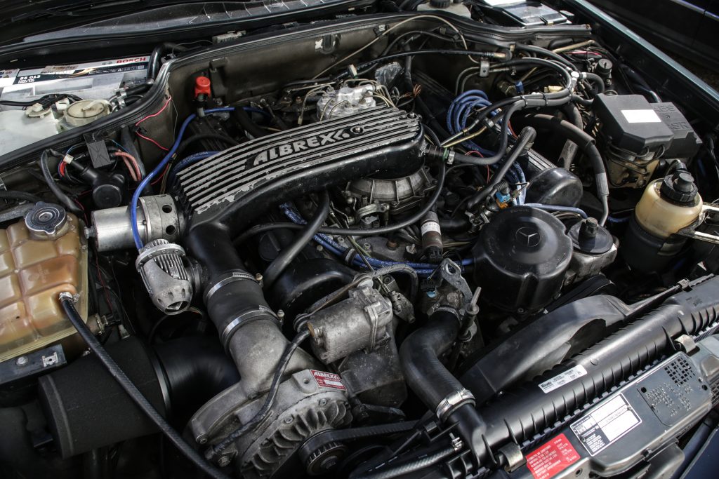 1990 Mercedes-Benz 560 SEC Koenig engine