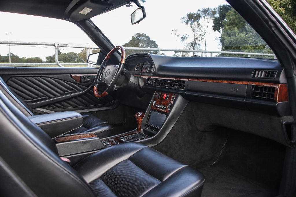 1990 Mercedes-Benz 560 SEC Koenig interior