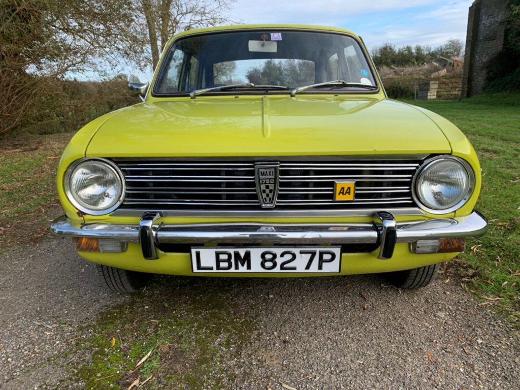 1976 Austin Maxi yellow