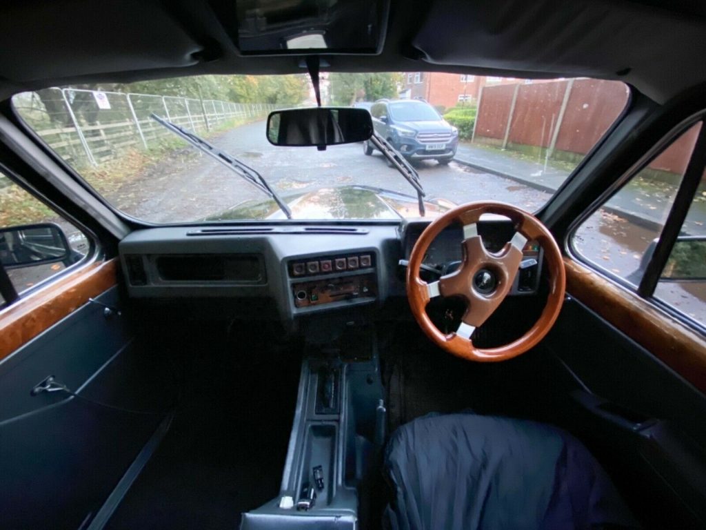 1997 London taxi interior