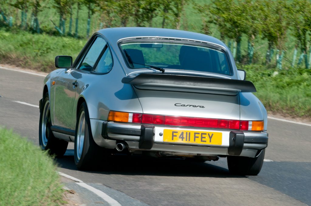 Porsche 911 Carrera 3.2 values_Hagerty