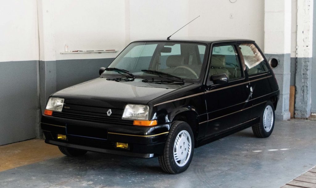 Aguttes Renault 5 Baccara