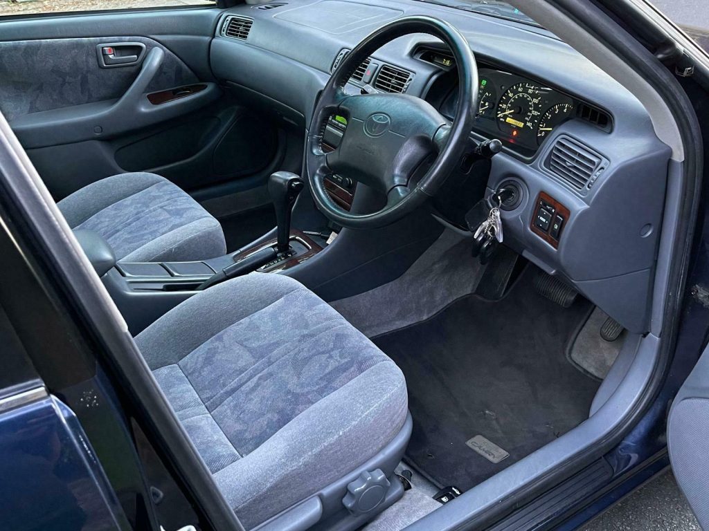 1997 Toyota Camry interior