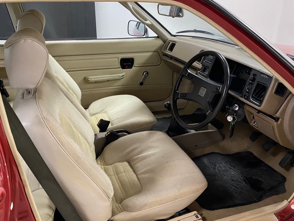 1979 Honda Prelude interior