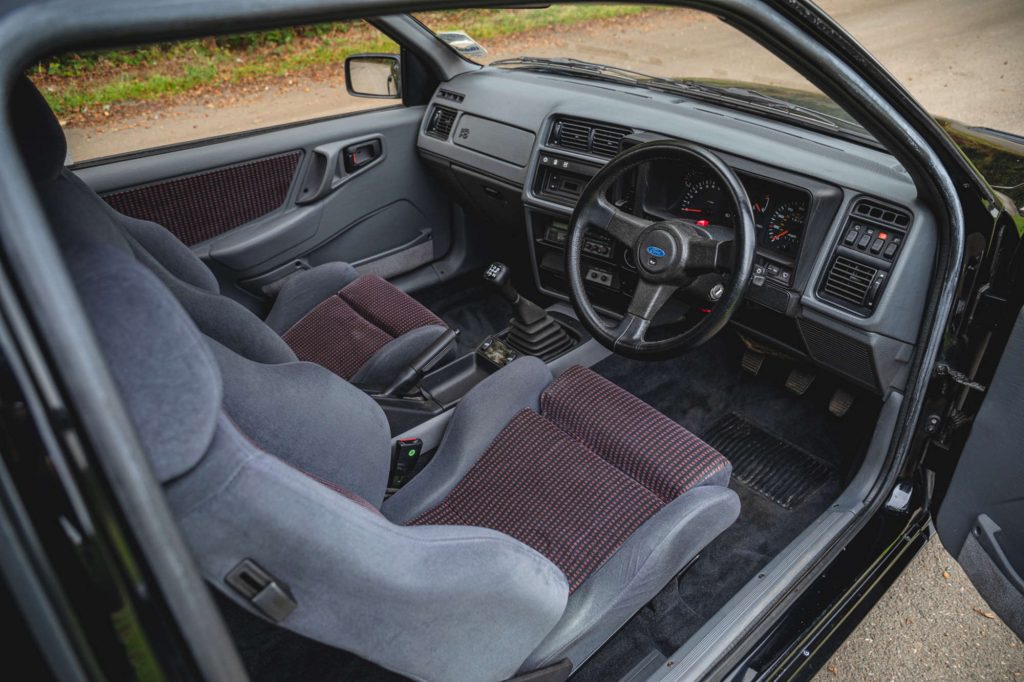 Ford Sierra Cosworth RS500 interior