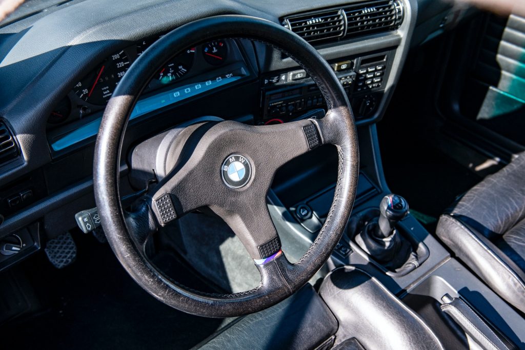BMW M3 E30 steering wheel