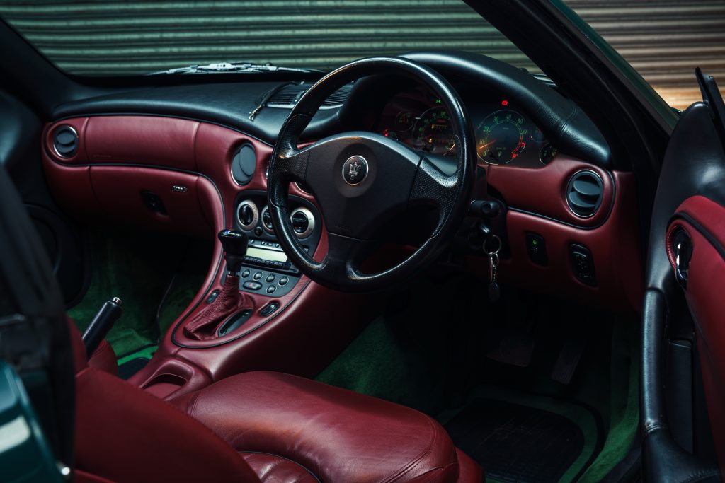 Maserati 3200 GT interior