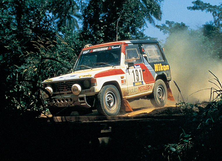 Mitsubishi Pajero 1984 Dakar rally