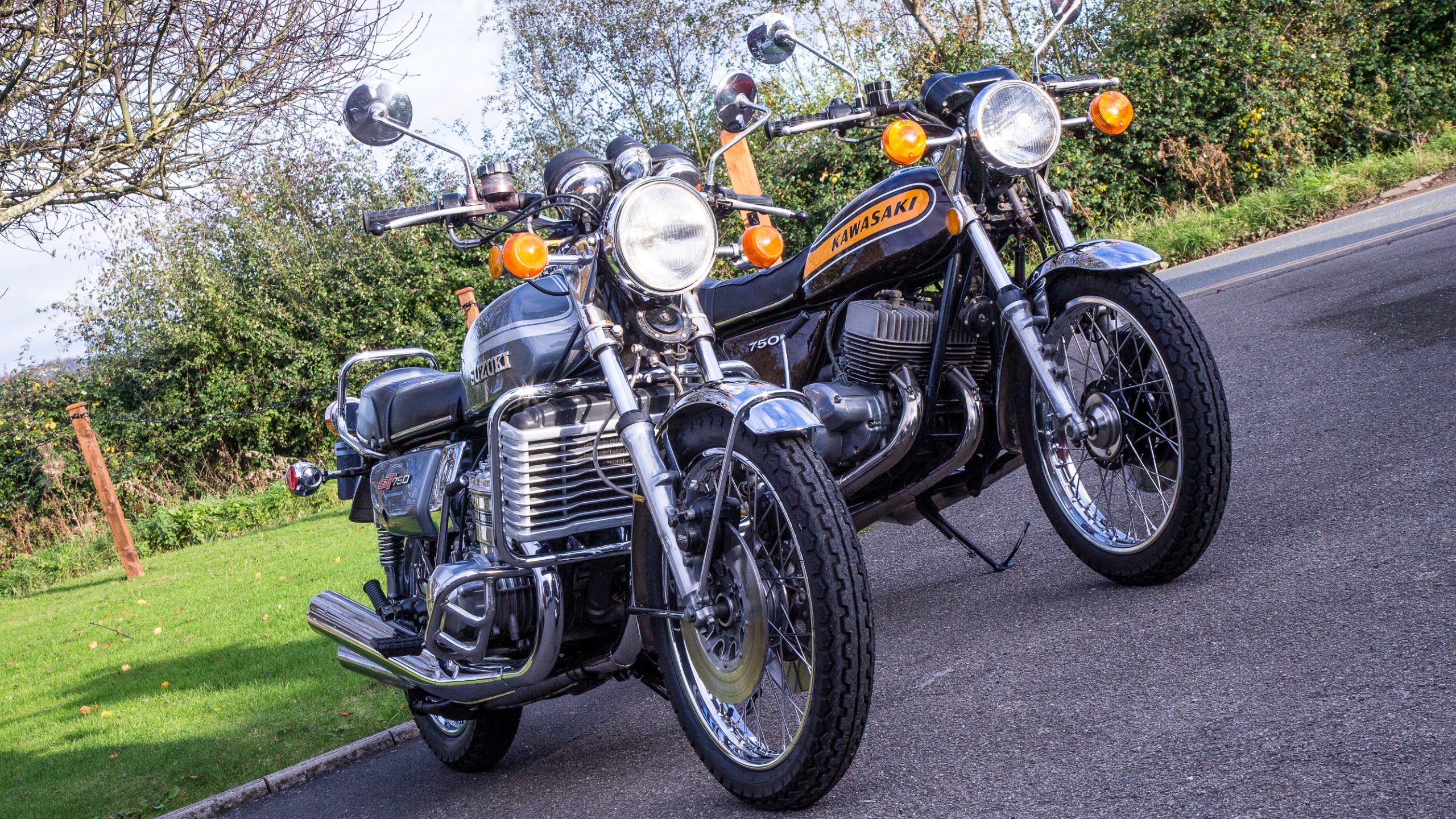 Teenage kicks: The Kawasaki H2 and Suzuki GT750 are revving up like it’s 1972 again