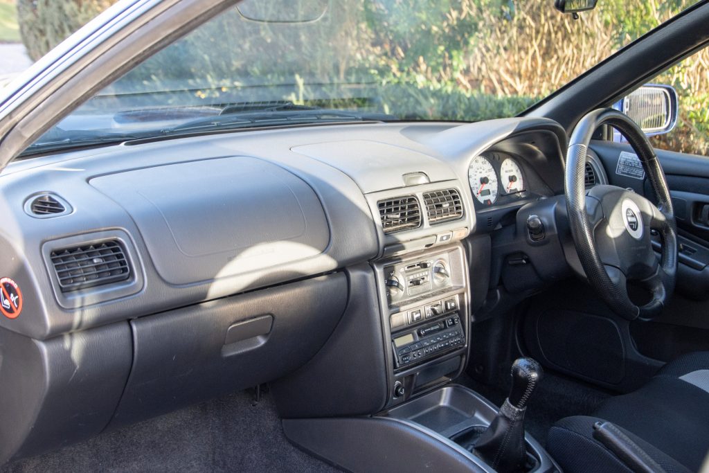 Subaru Impreza Turbo Speedline interior