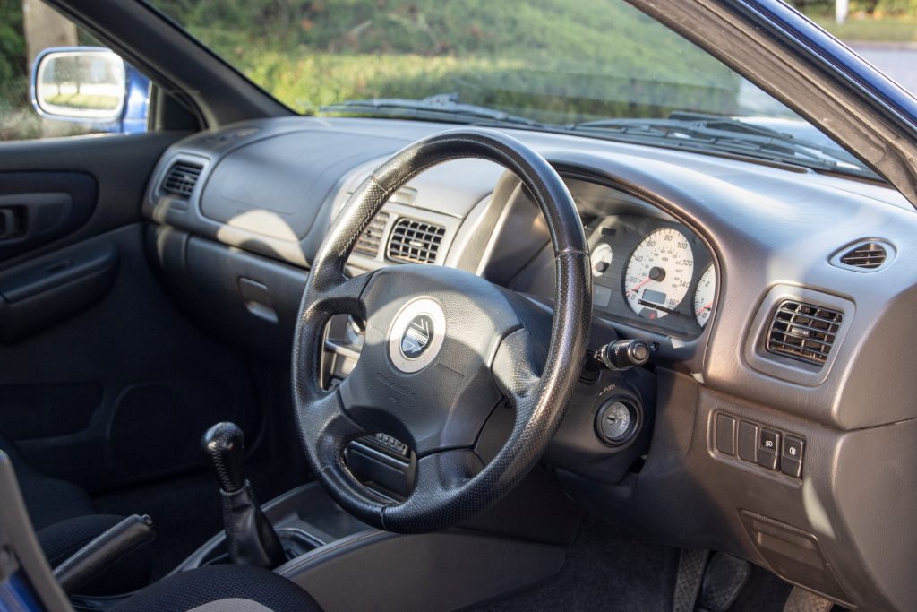 Subaru Impreza Turbo Momo steering wheel