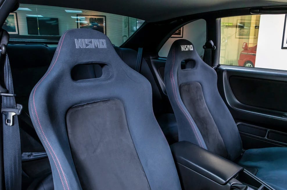 Nismo 400R seats