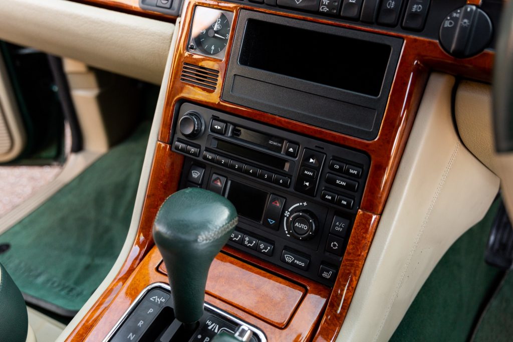 Range Rover P38A interior