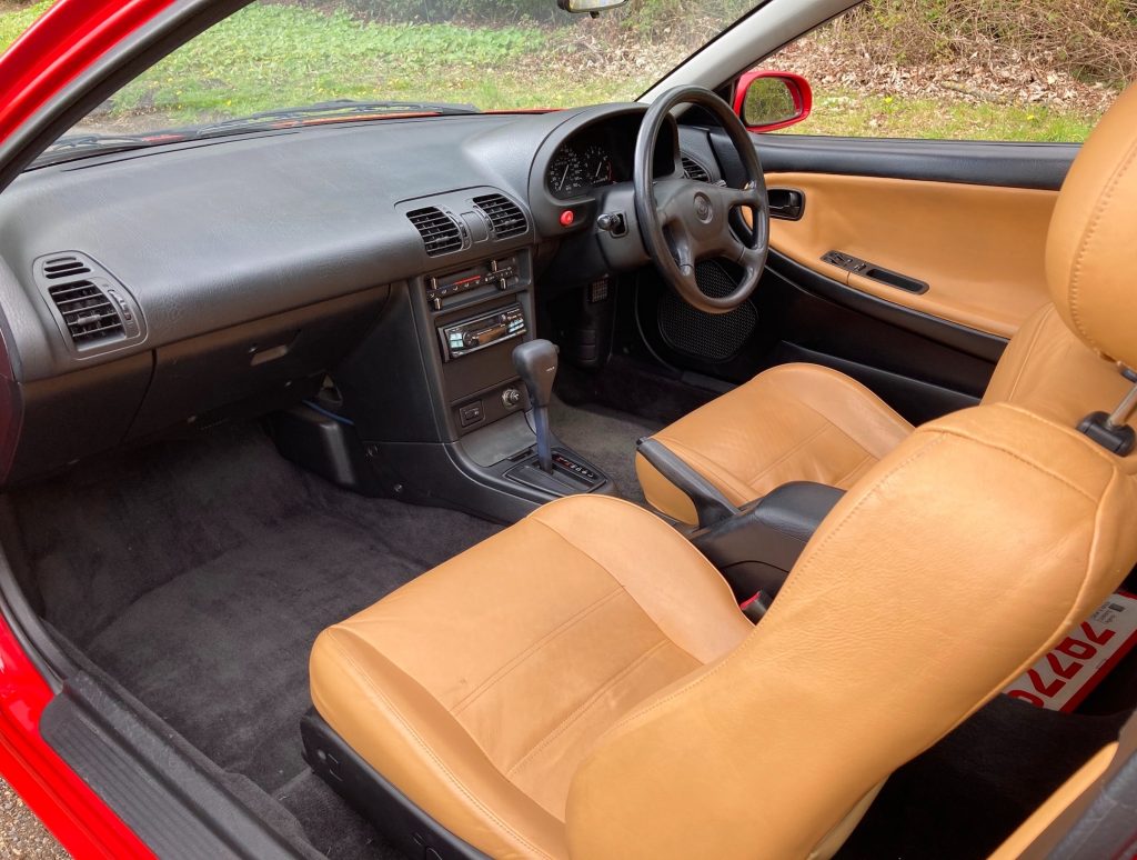 1995 Mazda MX-3 interior
