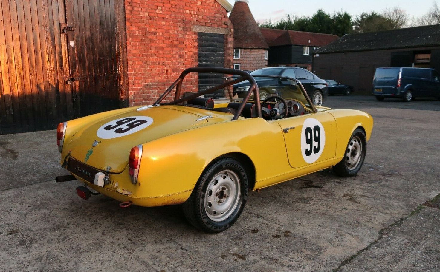 1963 Alfa Romeo Giulia Spider race