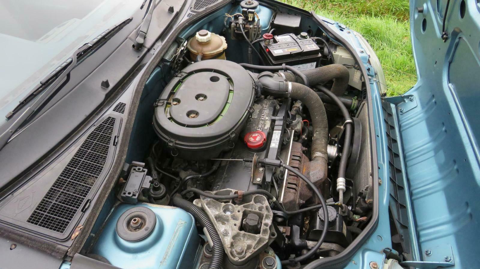 1994 Renault Clio RN engine