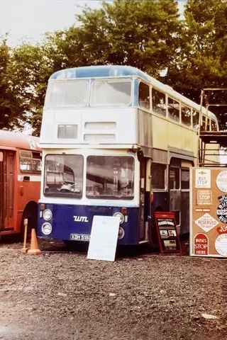 Fuzz Townshend bus