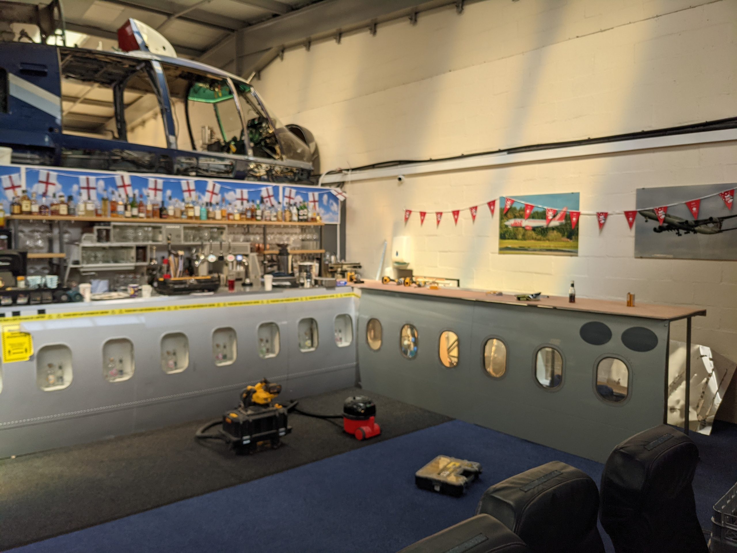 Stu-Art Aviation workshop