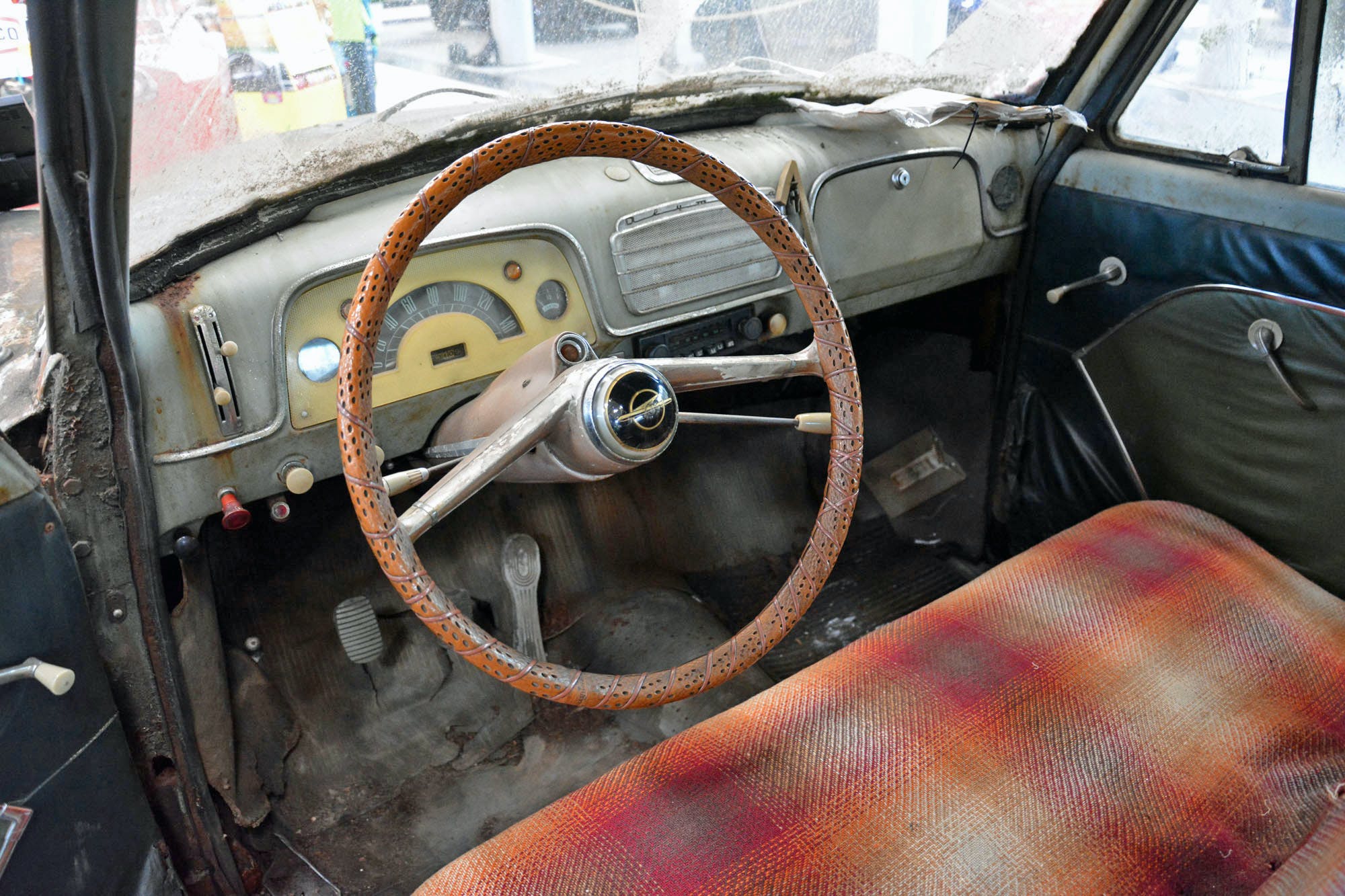 Opel Olympia Caravan interior