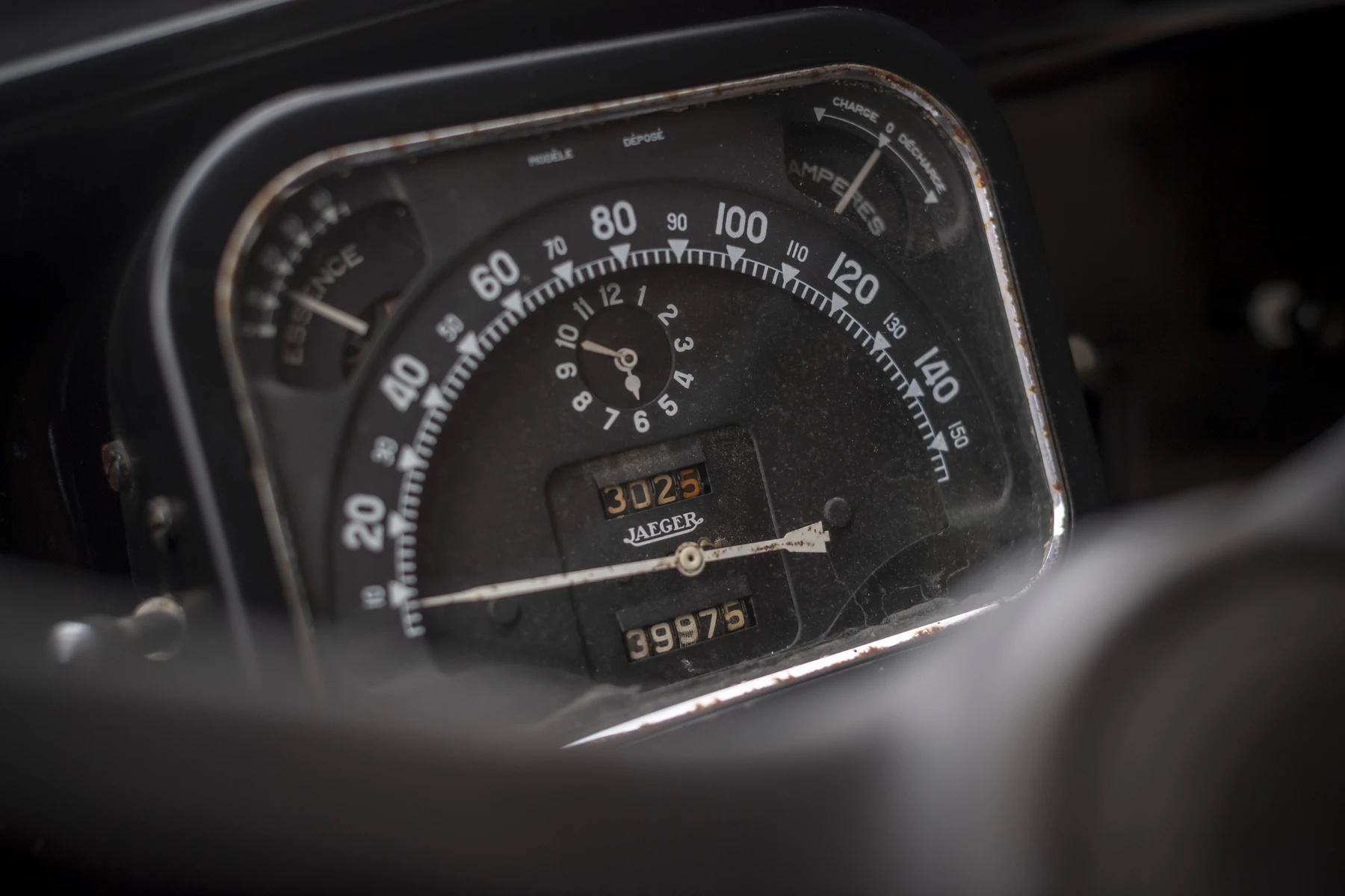 Citroen Traction Avant dials