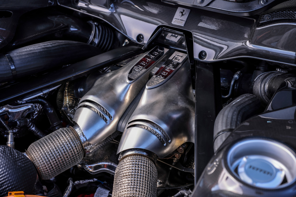 Ferrari 296 GTB engine