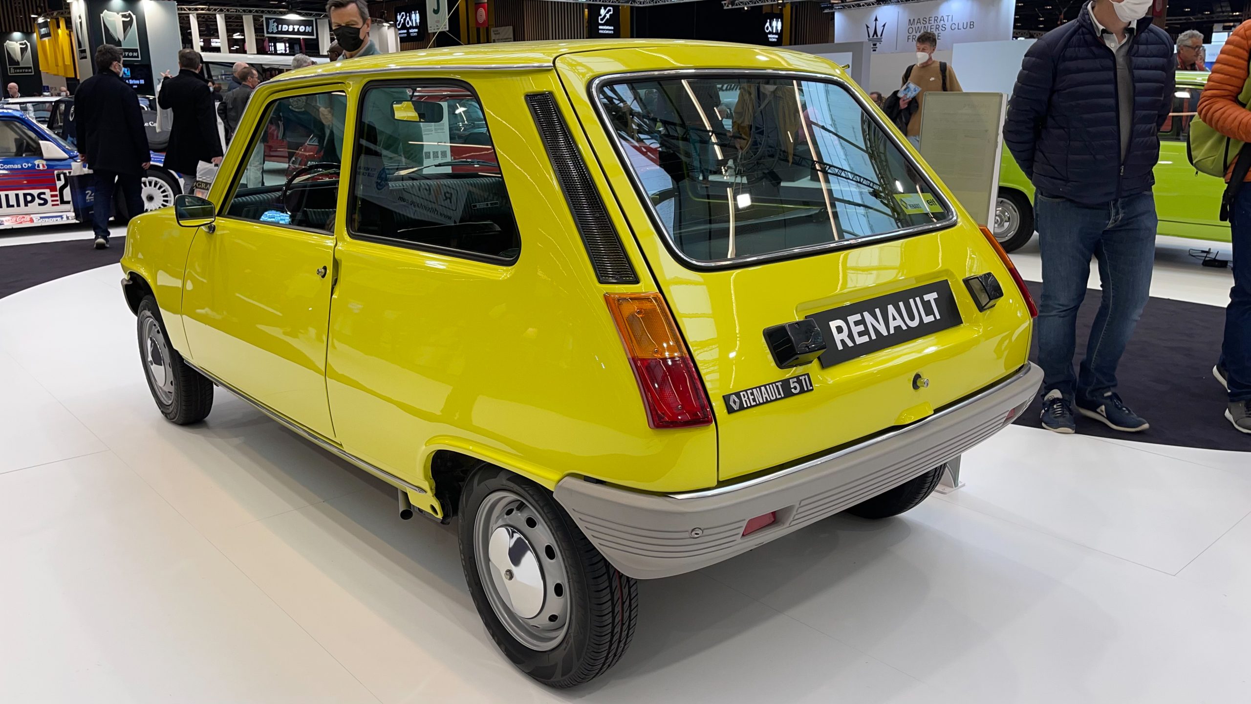 Renault 5s at 2022 Retromobile