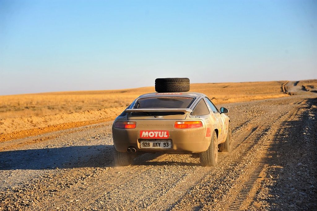 Porsche 928 road trip Kazakhstan