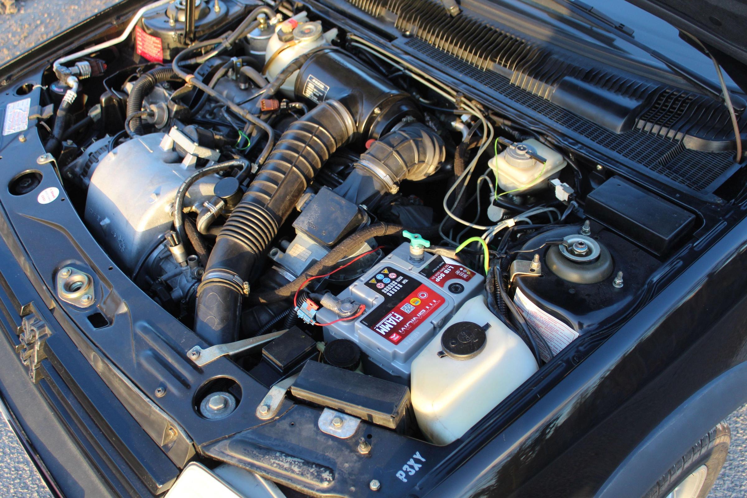 Artcurial Peugeot 205 GTI 1.9 engine