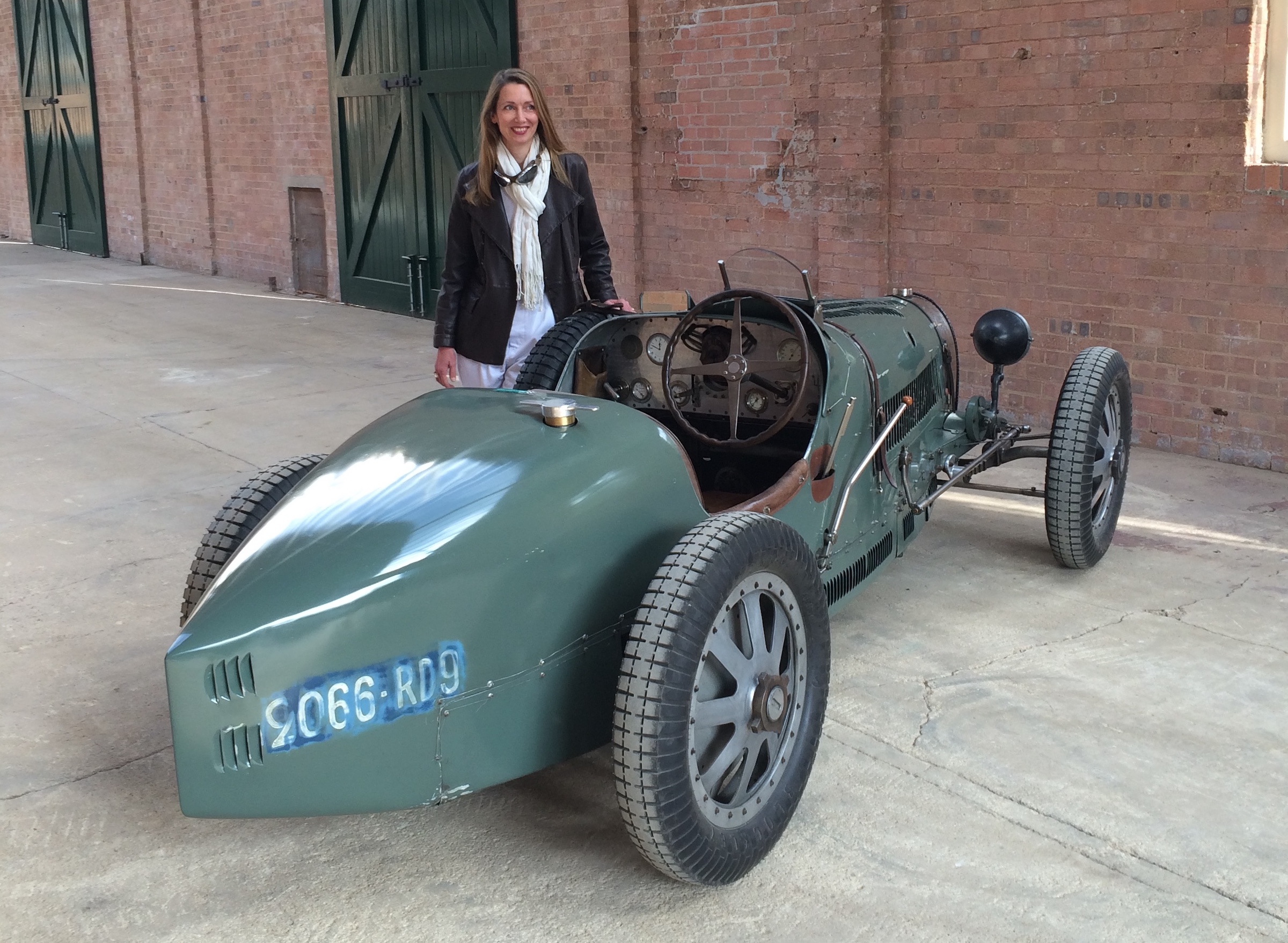 Angela Hucke Bugatti IWD