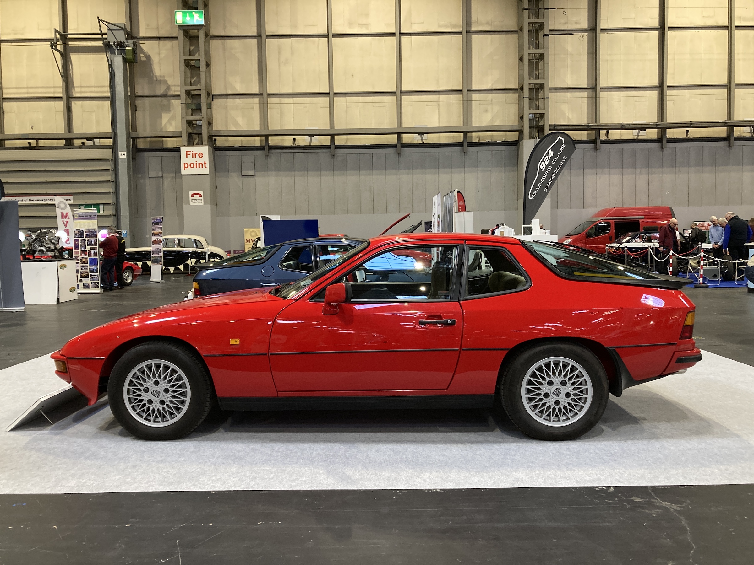 Porsche 924