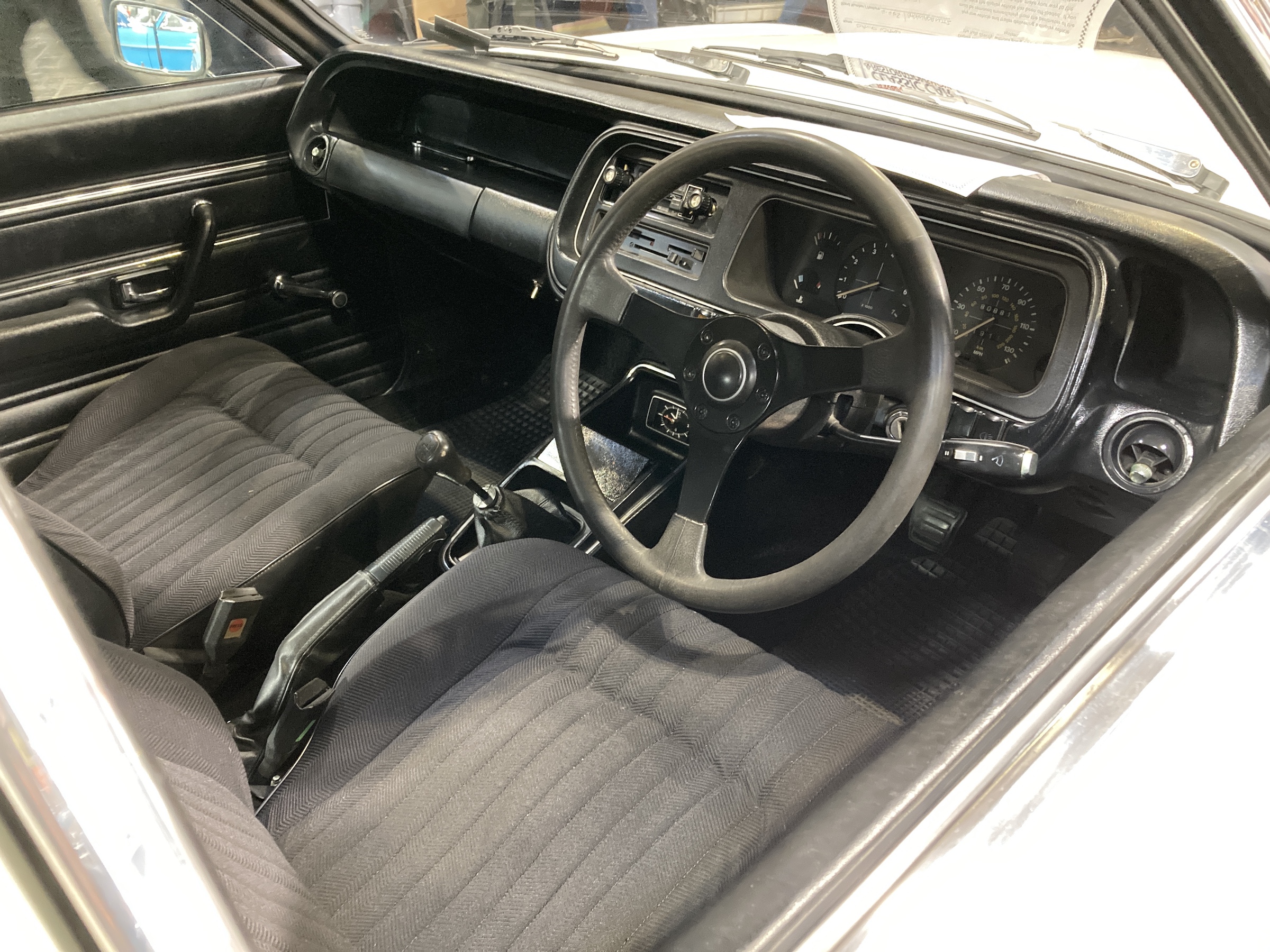 Ford Granada S interior