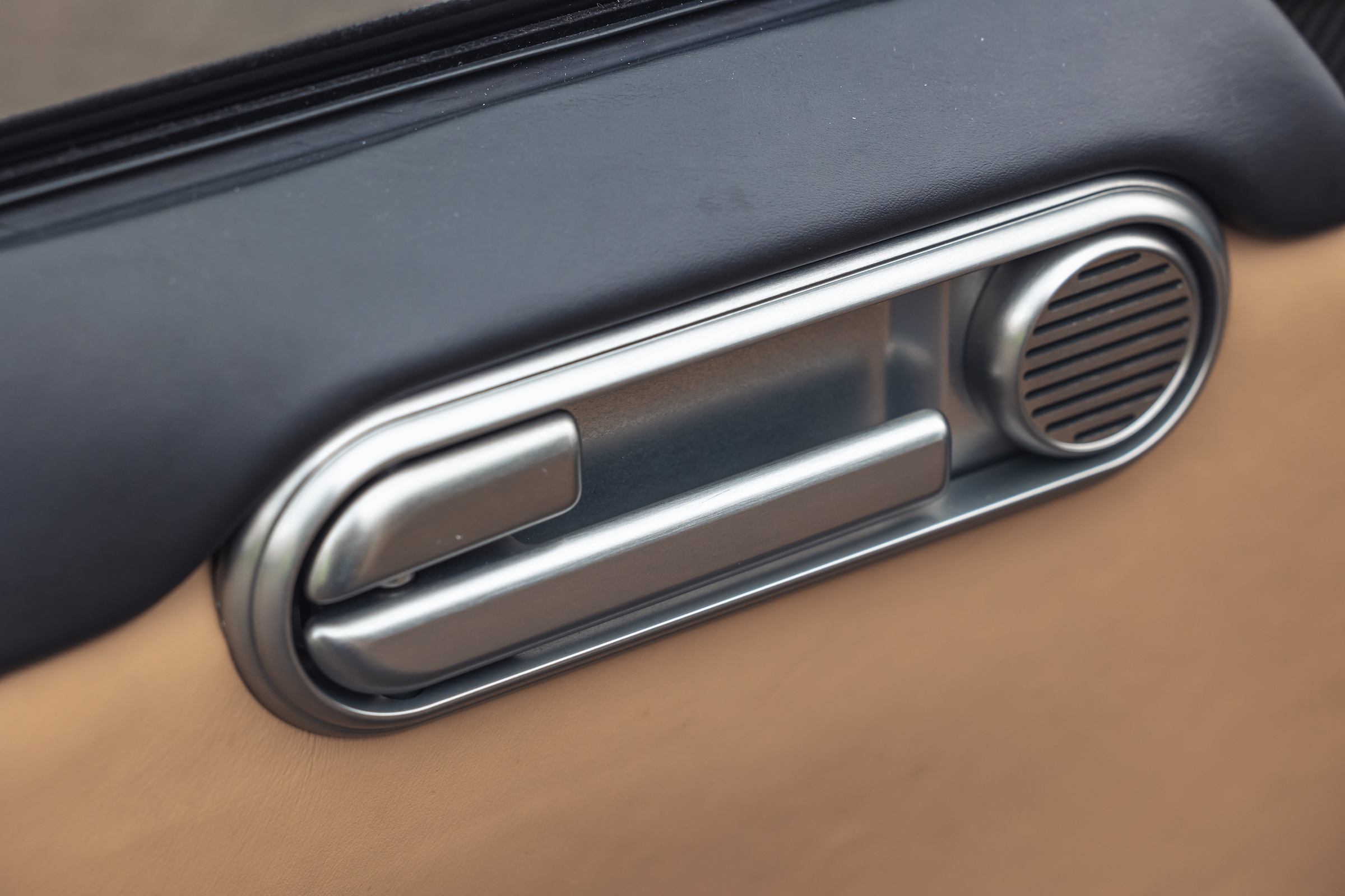 RML Short Wheelbase door handle