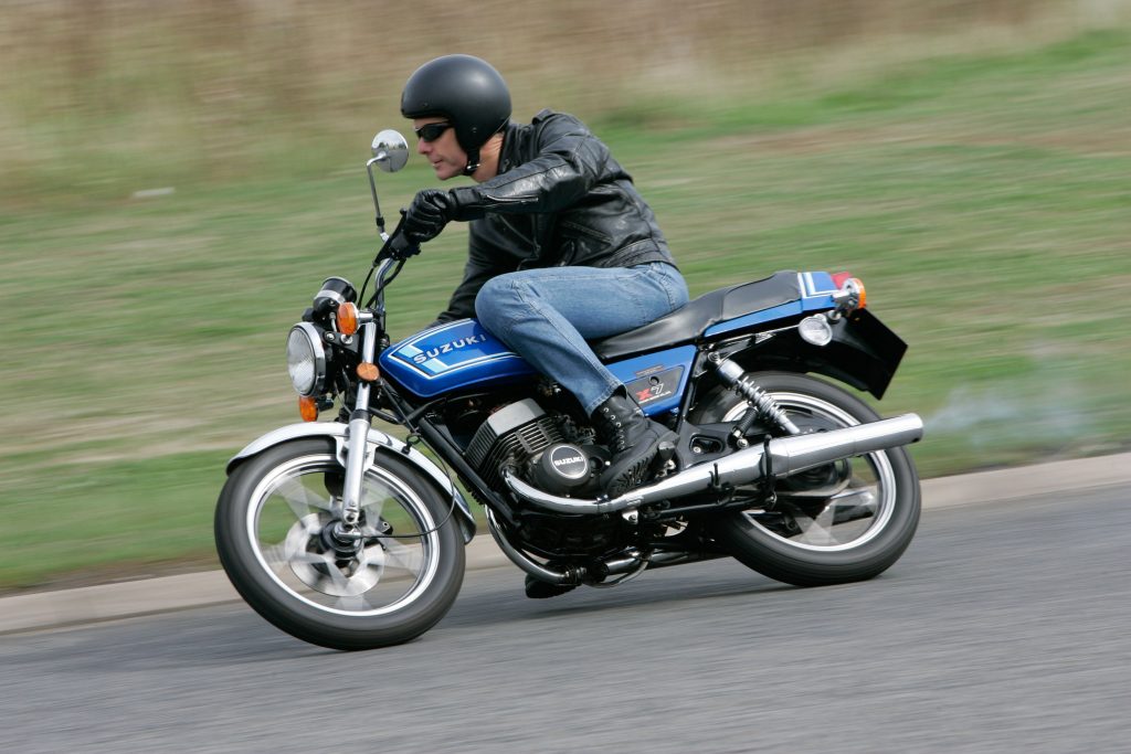 Suzuki GT250 X7 review