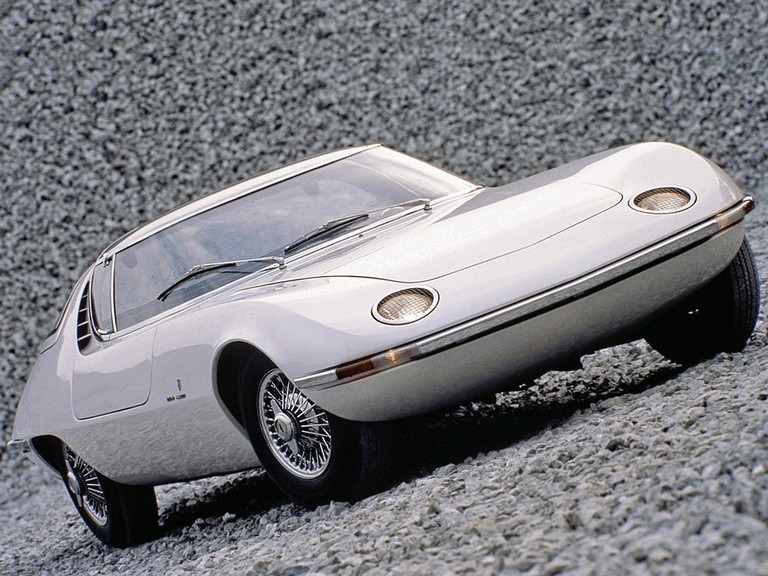 Bertone Tetsudo concept