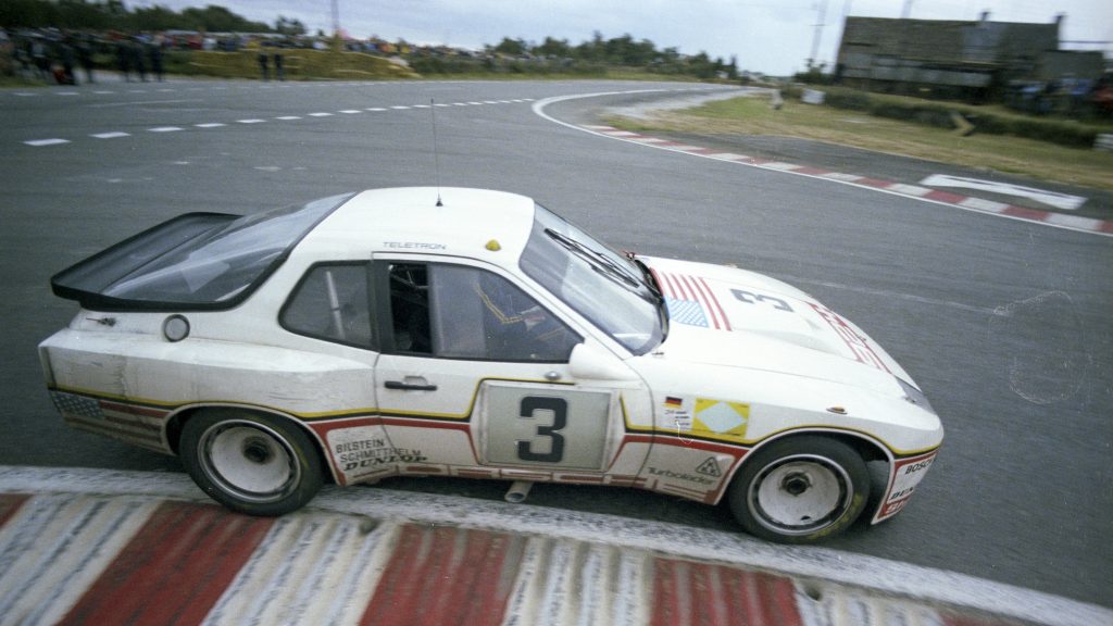 Porsche 924 Carrera GTR at the 1989 Le Mans 24