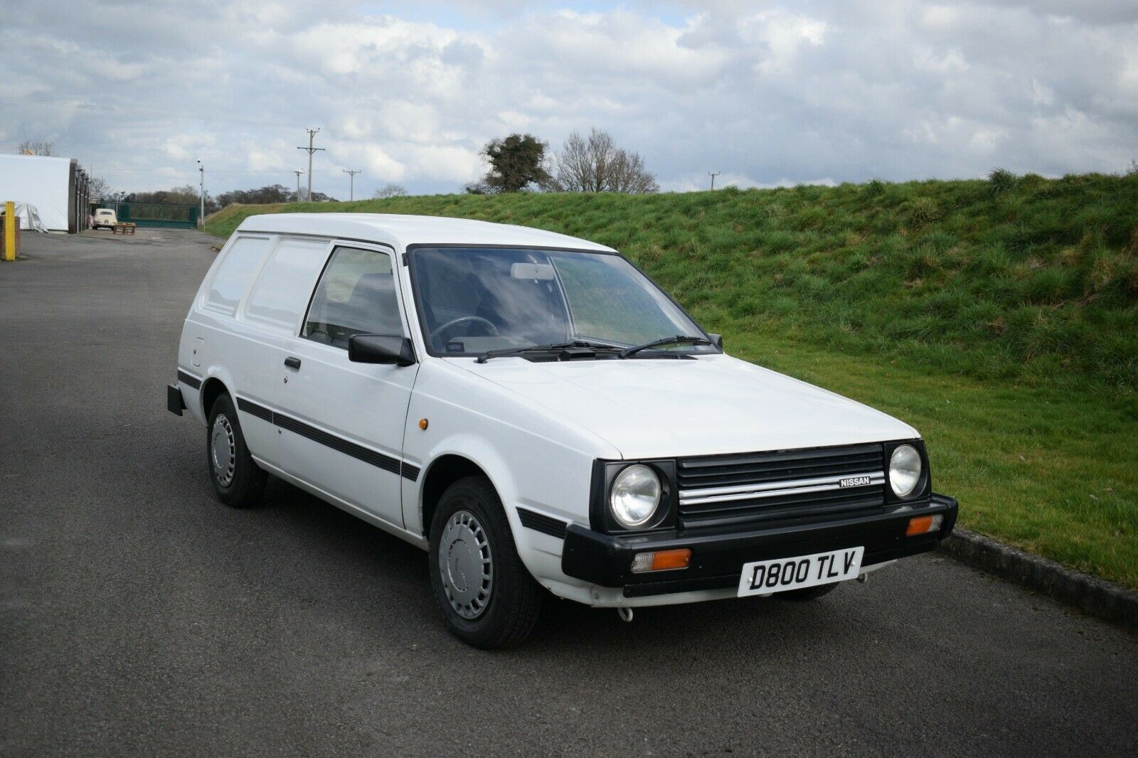 Unexceptional Classifieds: Nissan Sunny van