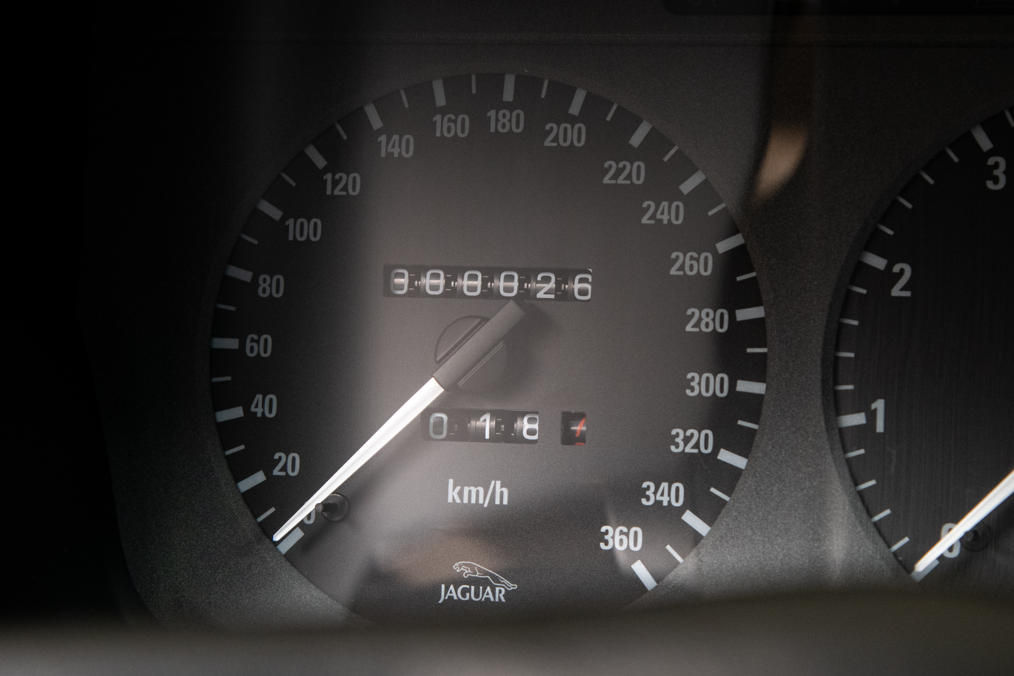 16 mile Jaguar XJ220